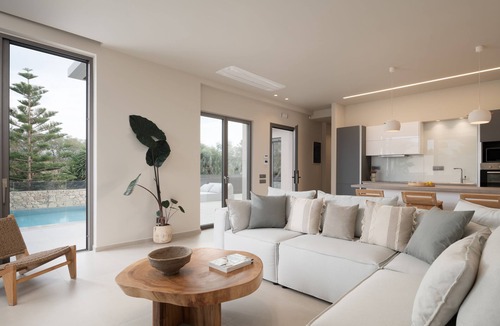 Kolymbari Villa | Athina Luxury Villa, with Pool & Walk to the Beach