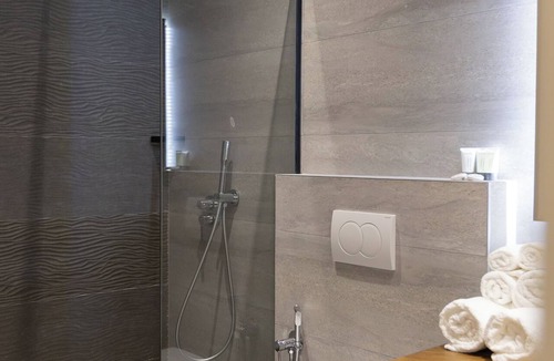 Vlore Hotel | Aulona Central Rooms