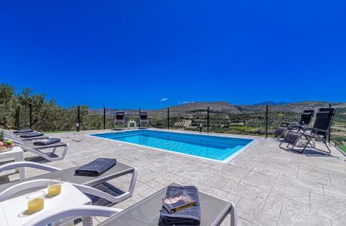 Episkopi Villa | Aurora Stone Villa With Private Pool