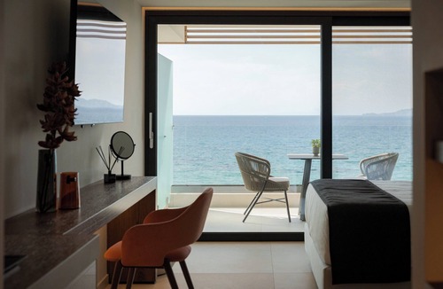 Korinthos Hotel | Avant Blue Boutique Hotel