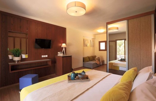 Skiathos Town House | Avaton Hotel-Suites-Villas in Skiathos