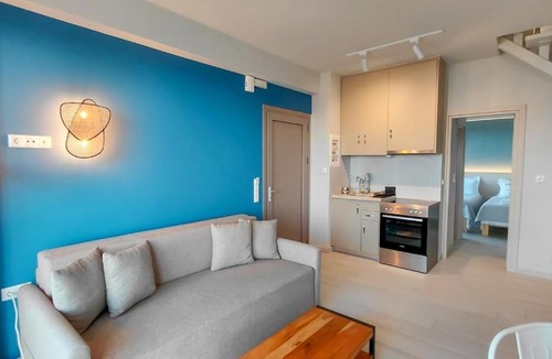 Sparton Apartment | Azure - ERATO with pool and sea view