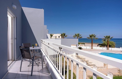 Rethymno Apartment | Azure Seaside Apt#8