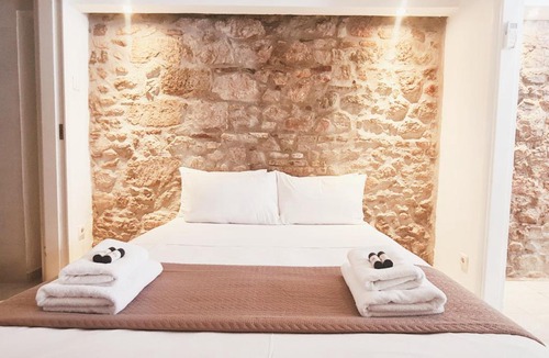 Plaka Apartment | Back to Tradition, by the Acropolis!