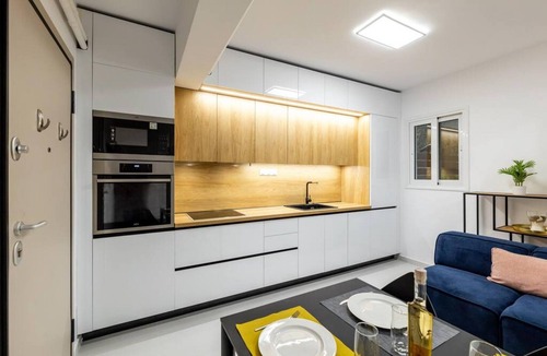 Nea Smirni Apartment | Backyard modern house Nea Smyrni
