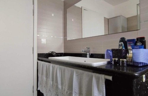 Mytilene House | Balcony Bliss Retreat- Family Friendly