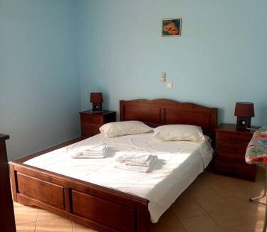 Mesotopos Apartment | Balcony With A View - In The Heart Of The Village