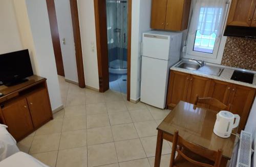 Potos Apartment | Balkan House