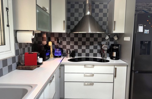 Armenistis House | Bantaló Seaview Family Home. Pet friendly