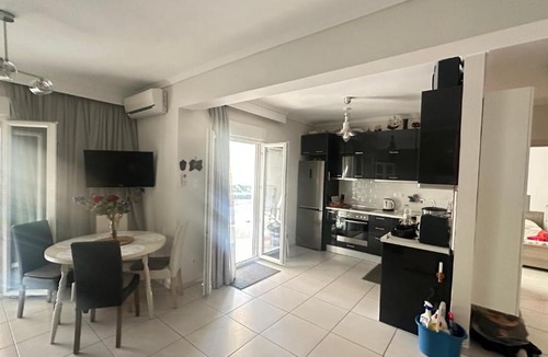 Agia Triada Apartment | Beach House Deluxe 2-Bedroom apartment Aghia Triada