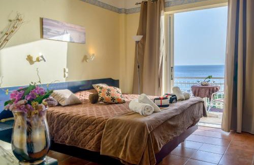 Agios Gordios Hotel | Beach Oasis by BS