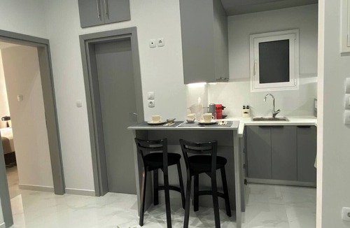 Loutraki Apartment | Beachfront 2Bedroom Flat SeaView