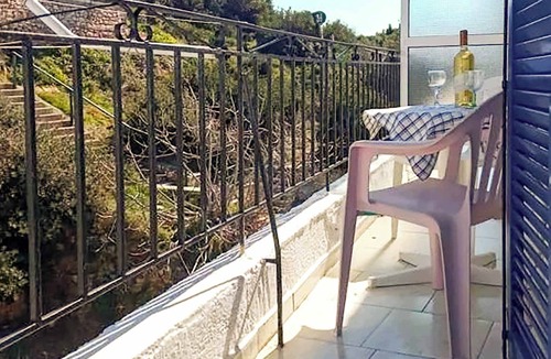 Patitiri Condo | Beachfront Alonnisos Nest - Cozy Summer Gem