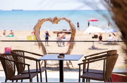 Durres Apartment | Beachfront Double Room, Breakfast Included