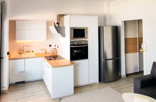 Aspous House | Beachfront Marilous House - Skyros Getaway