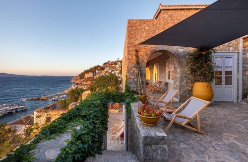 idhra Villa | Beachfront Villa Ondyrelis, Divine Sea Views, Furnished Terrace, Hydra