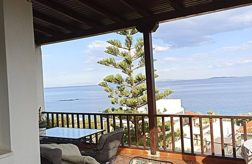 Saronida House | Beautiful 2-bed House in Saronida