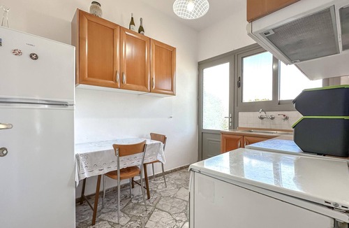 Paralia Apartment | Beautiful apartment in Astros Kynourias with WiFi