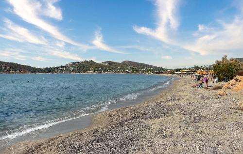 Anavyssos Apartment | Beautiful Apartment In Anavissos With Wifi