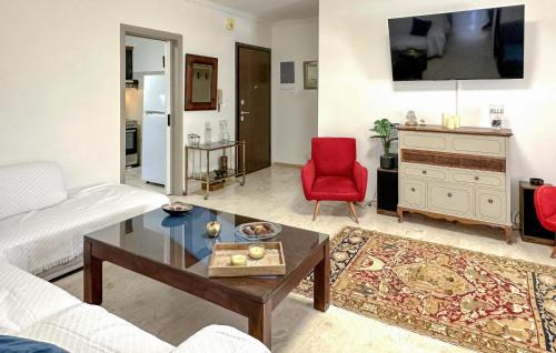 Anavyssos Apartment | Beautiful Apartment In Anavissos With Wifi