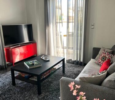 Irakleio Apartment | Beautiful apartment next to metro station