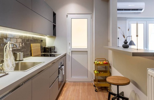 Kypseli Apartment | Beehive 1A in Athens
