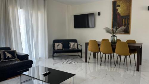 Igoumenitsa Apartment | Bella Katerina