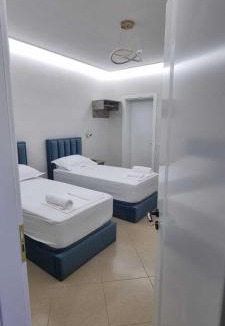 Berat House | Berat GuestHouse "AAA"