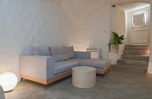 Vothon Apartment | BH075 - C - Suite Santorini