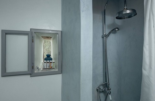 Hydra House | BH306 - C - Room Hydra