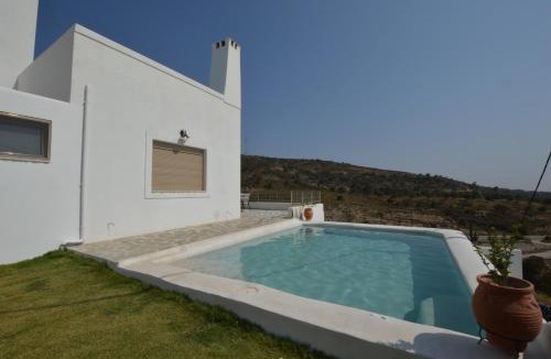 Psinthos House | Bianca Suite & Home