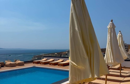 Kodrra Apartment | "Blue" – Adults Only (+16)