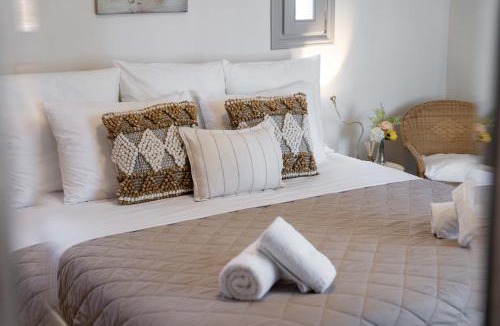 Perissa Villa | Blue Canvas