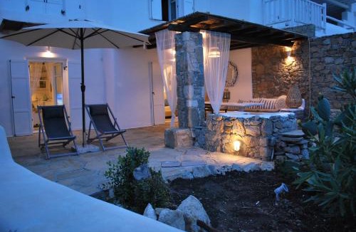 Agios Ioannis House | Blue Island Maisonette with Sharing Pool