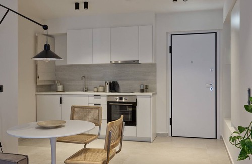 Neos Kosmos Apartment | Boutique Koukaki by Lumen Living