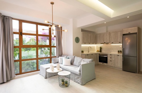 Old Town Rethymnon Apartment | Breakfast Included! "Feels like home", The floor Apartments.