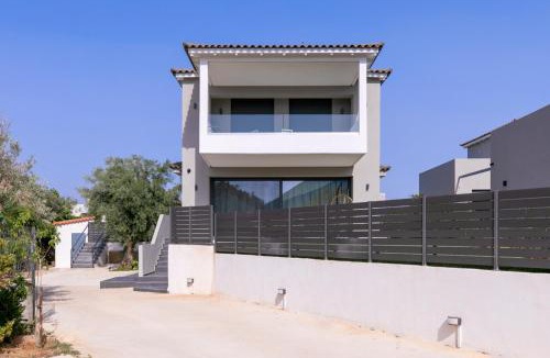Chalcis Villa | Breeze Concept Villa