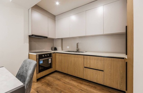 Tirana Apartment | Bright Apartment with Large Terrace & Free Parking by PikHost