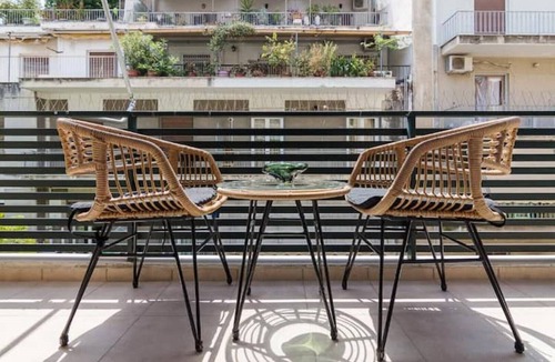 Athens House | ★ Bright & Spacious 2-bedroom Apartment in Athens