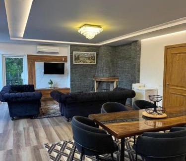 Golem Villa | Bujtina Hilal