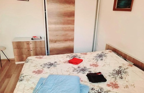 Vitomiricë Hostel | Bus Station Hostel