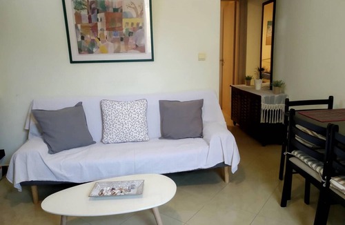 Aegina Town Apartment | By the beach studio by Frangki