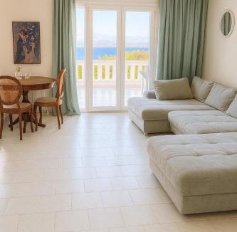 Chalcis Bed & Breakfast | Caecilia & Lawrence Organic Mediterranean Sea Villa