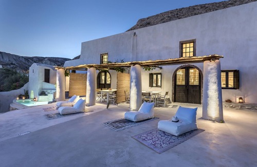 Emporio Villa | Canava Villas #2 with Private Pool @Medieval Village , Santorini