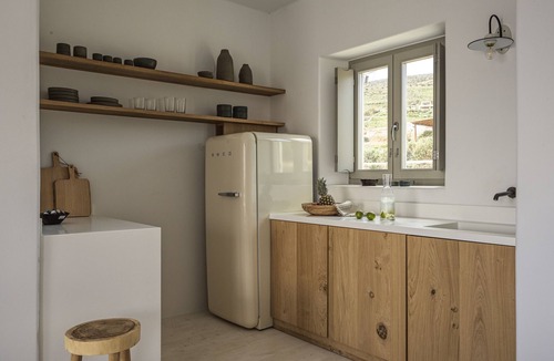 Antiparos Villa | Casa Botanica · Heather