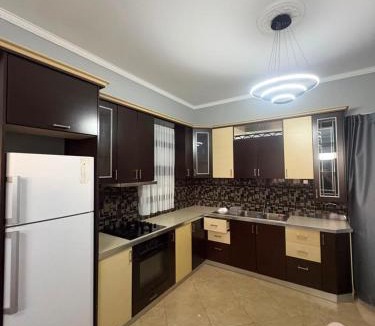 Kamez Apartment | Casa bushi