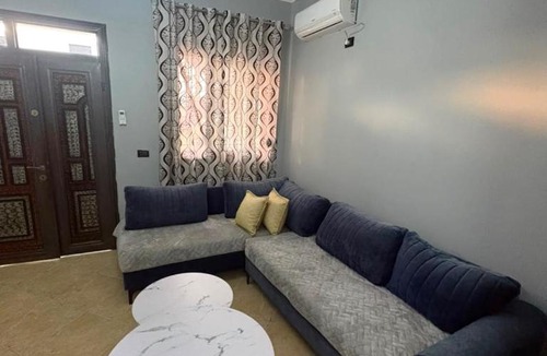 Kamez Apartment | Casa bushi