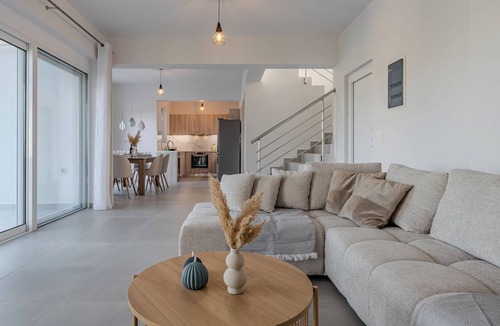Krasounas House | Casa del Olive,vacation rental,pool,private parking