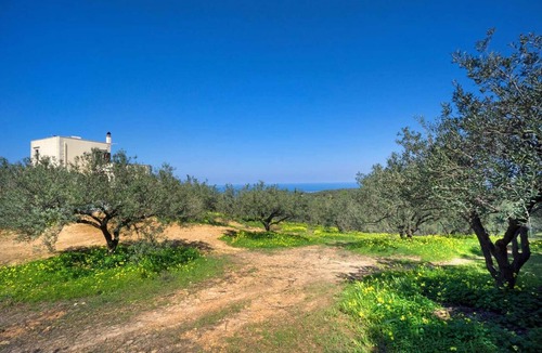 Platanias Villa | Casa Rustica with 2 bedrooms and a private pool in Maleme, Chania