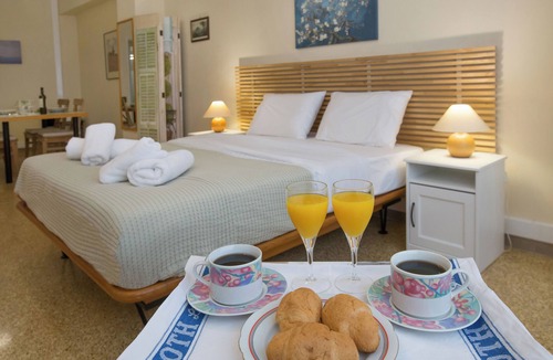 Psirri Apartment | Central apartment on pedestrian street